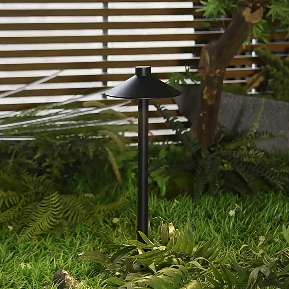 Borne de jardin à piquet en métal noir à chapeau conique — Glaïeul