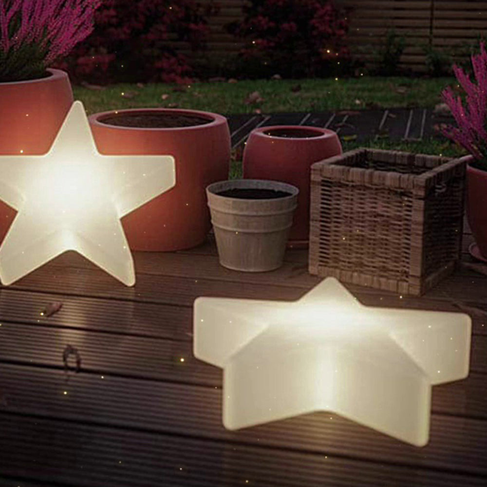 Lampe d’extérieur en acrylique blanc en forme d’étoile — Fumeterre