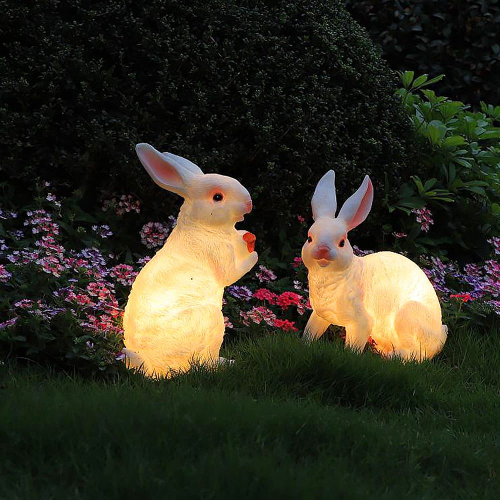 Lampe de jardin à poser en résine en forme de lapin — Gorgone