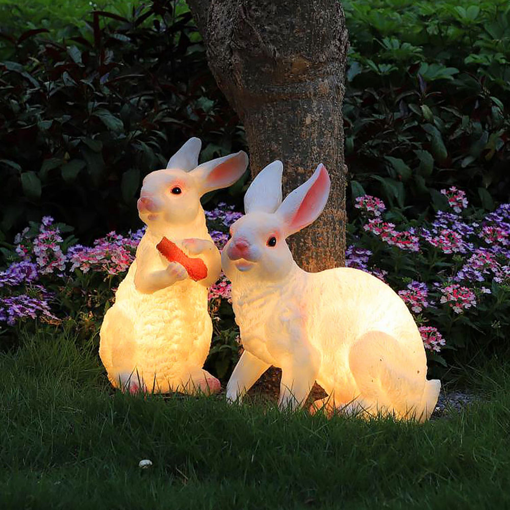 Lampe de jardin à poser en résine en forme de lapin — Gorgone