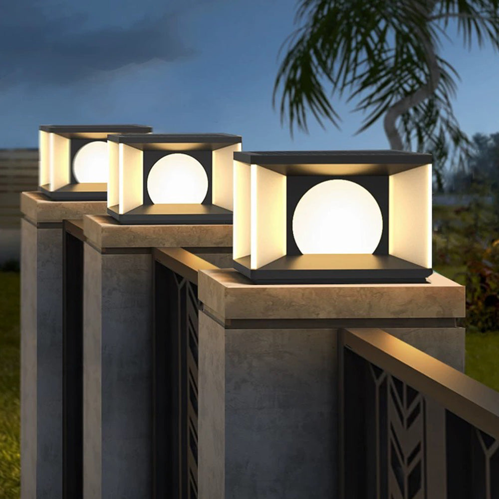 Borne cubique à hublot lumineux rond en métal noir — Sansonnet
