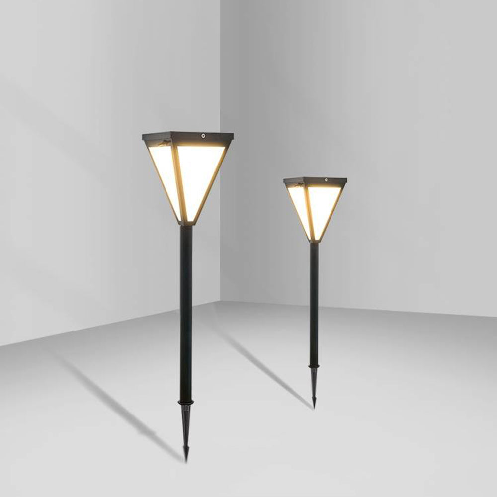 Balise solaire sur pied avec chapeau conique en verre et aluminium — Pastel