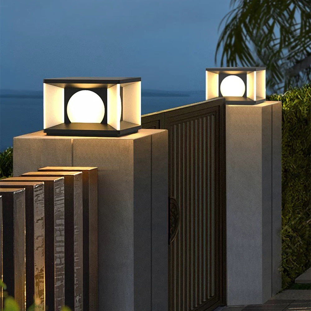 Borne cubique à hublot lumineux rond en métal noir — Sansonnet