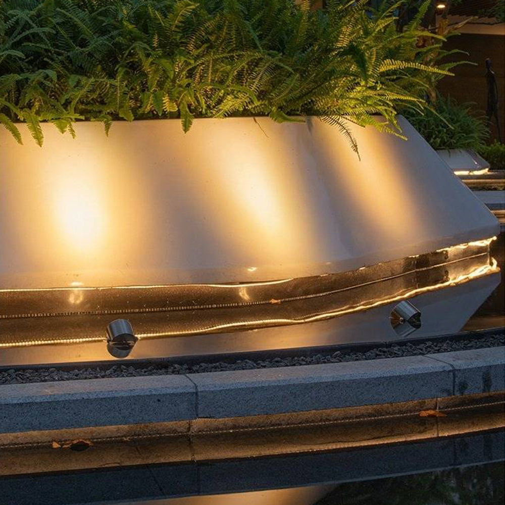 Projecteur d’extérieur rond sur étrier en métal et verre — Statice