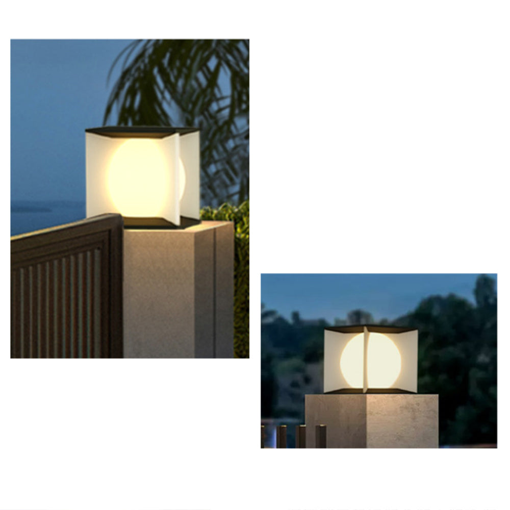 Lampe de pilier cubique en métal noir et diffuseur acrylique — Gabarre