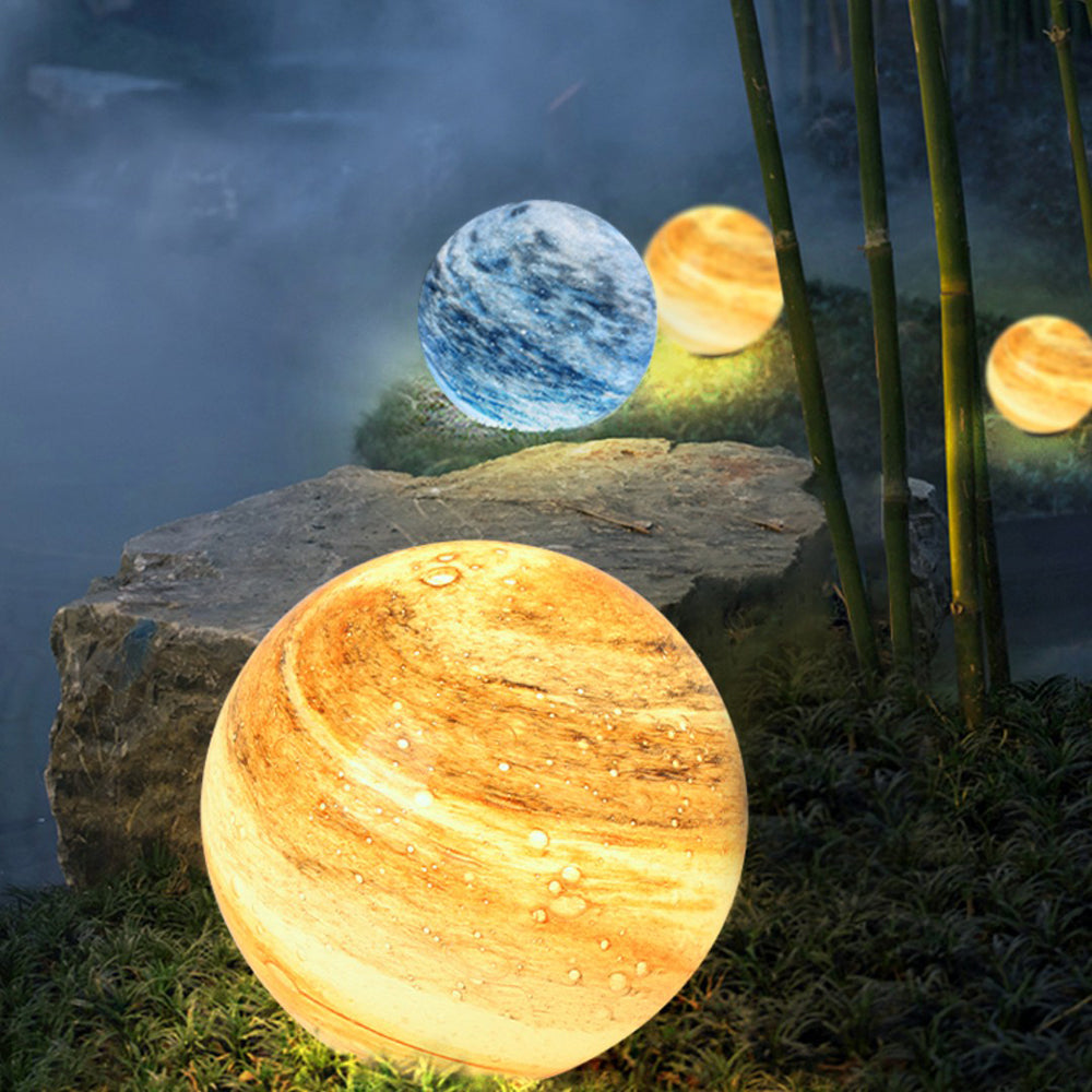 Boule lumineuse d'extérieur marbrée ambre ou bleue — Micocoulier