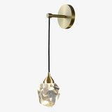 Applique murale design à LED avec abat-jour en verre style Diamant