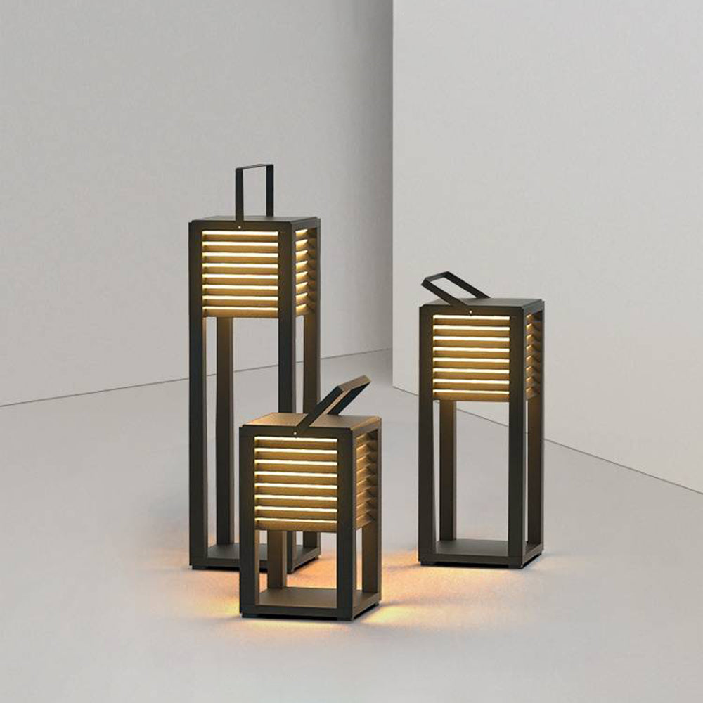 Lanterne de sol en métal noir à cadre ouvert et poignée — Pyrite