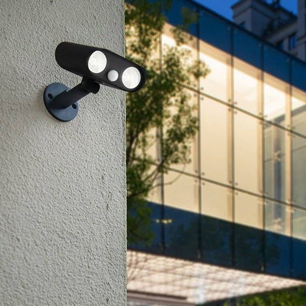 Projecteur tubulaire noir orientable à fixation murale — Spinelle