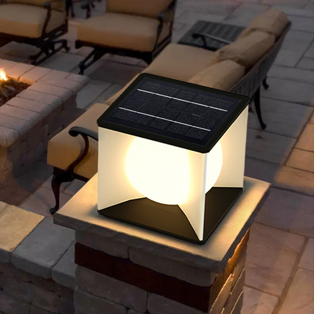 Lampe de pilier cubique en métal noir et diffuseur acrylique — Gabarre