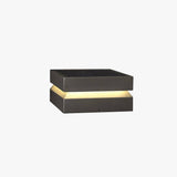 Borne de pilier rectangulaire plate en métal noir — Rigole