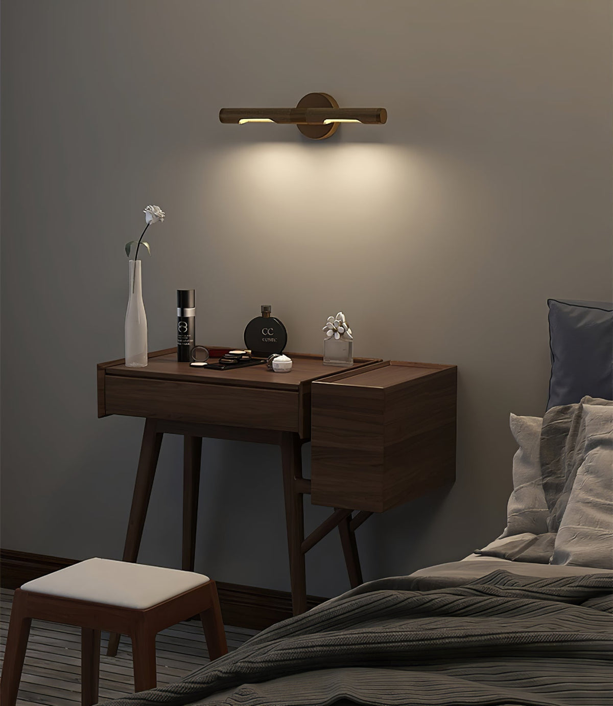 Applique murale barre horizontale en laiton pivotante — Tellinne
