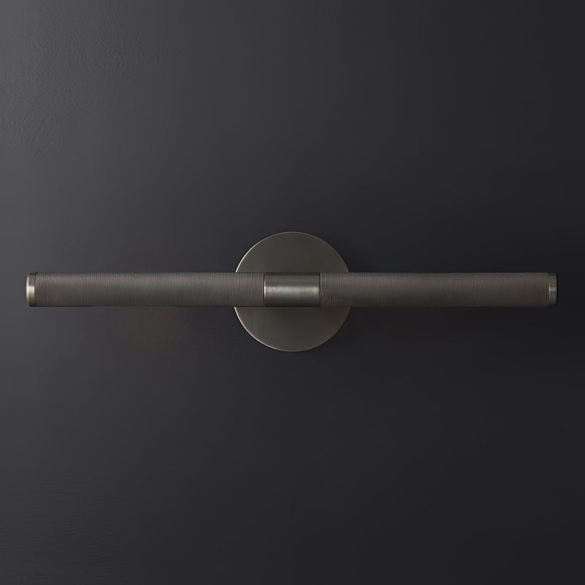 Applique murale barre horizontale en laiton pivotante — Tellinne