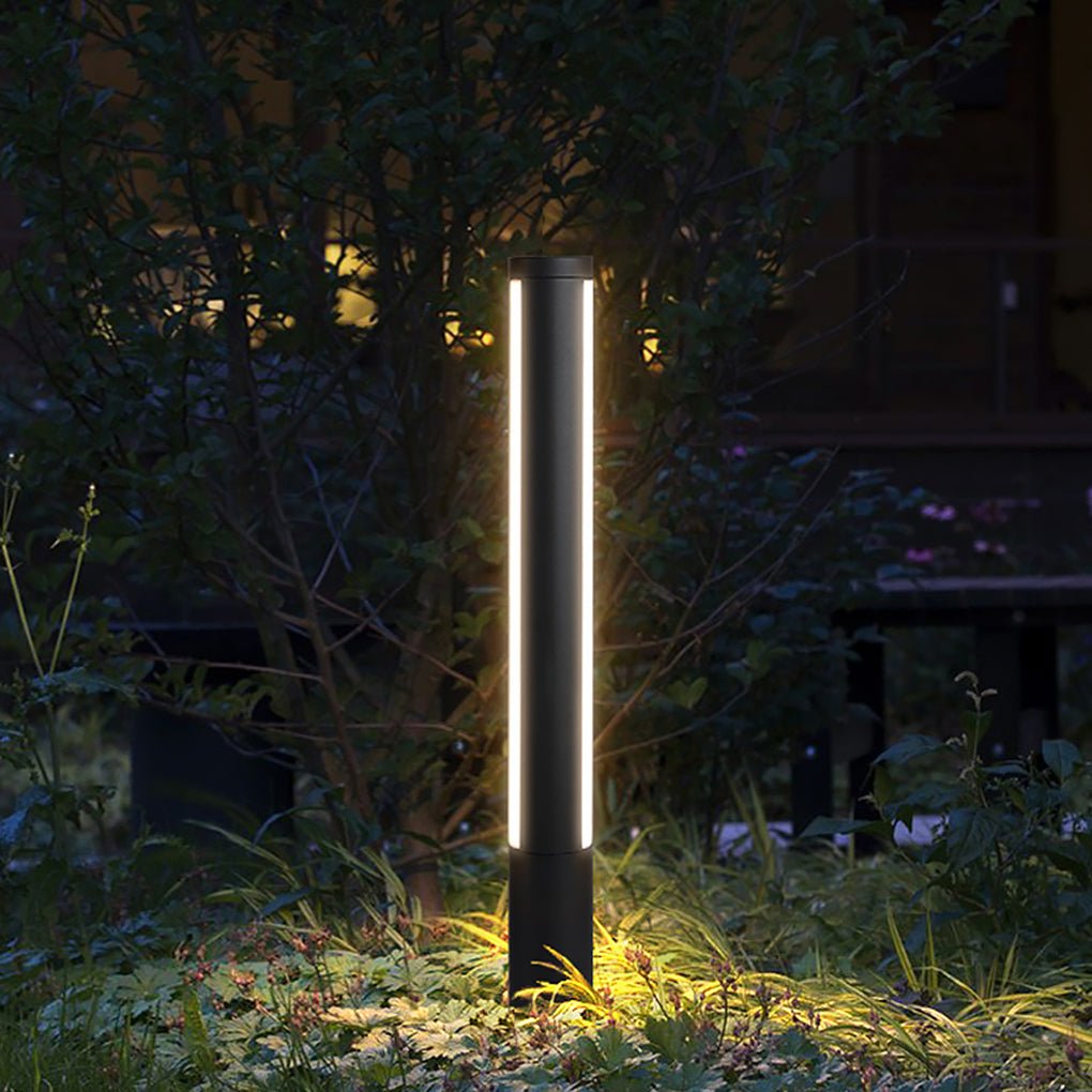 Borne cylindrique en métal noir à bandeau lumineux vertical — Palombe