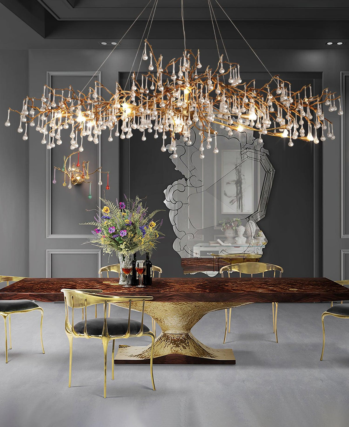 Lustre linéaire à branches de laiton et pampilles de cristal — Matelas