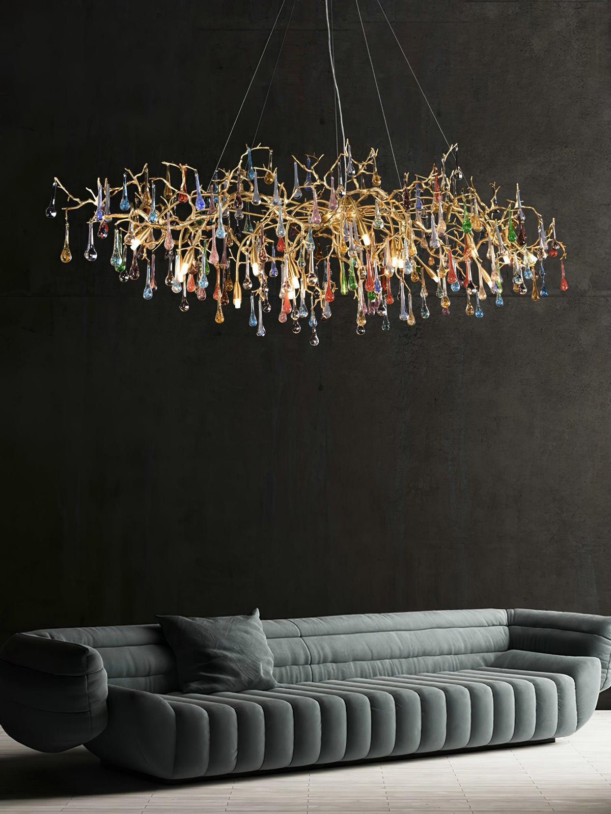 Lustre nuage de branches en laiton et gouttes de cristal coloré — Thuya