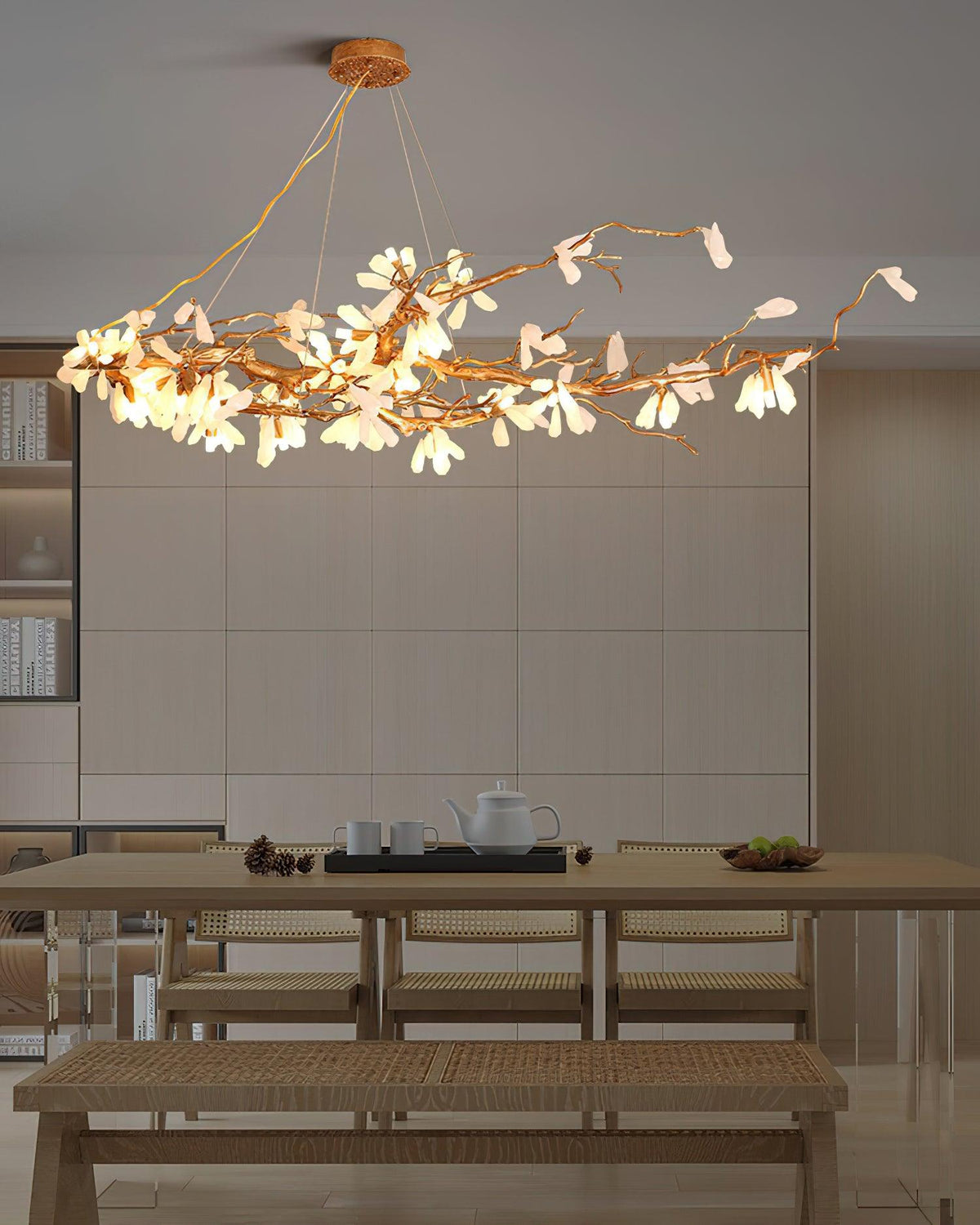Lustre branche en laiton et pierre naturelle blanche — Menthol