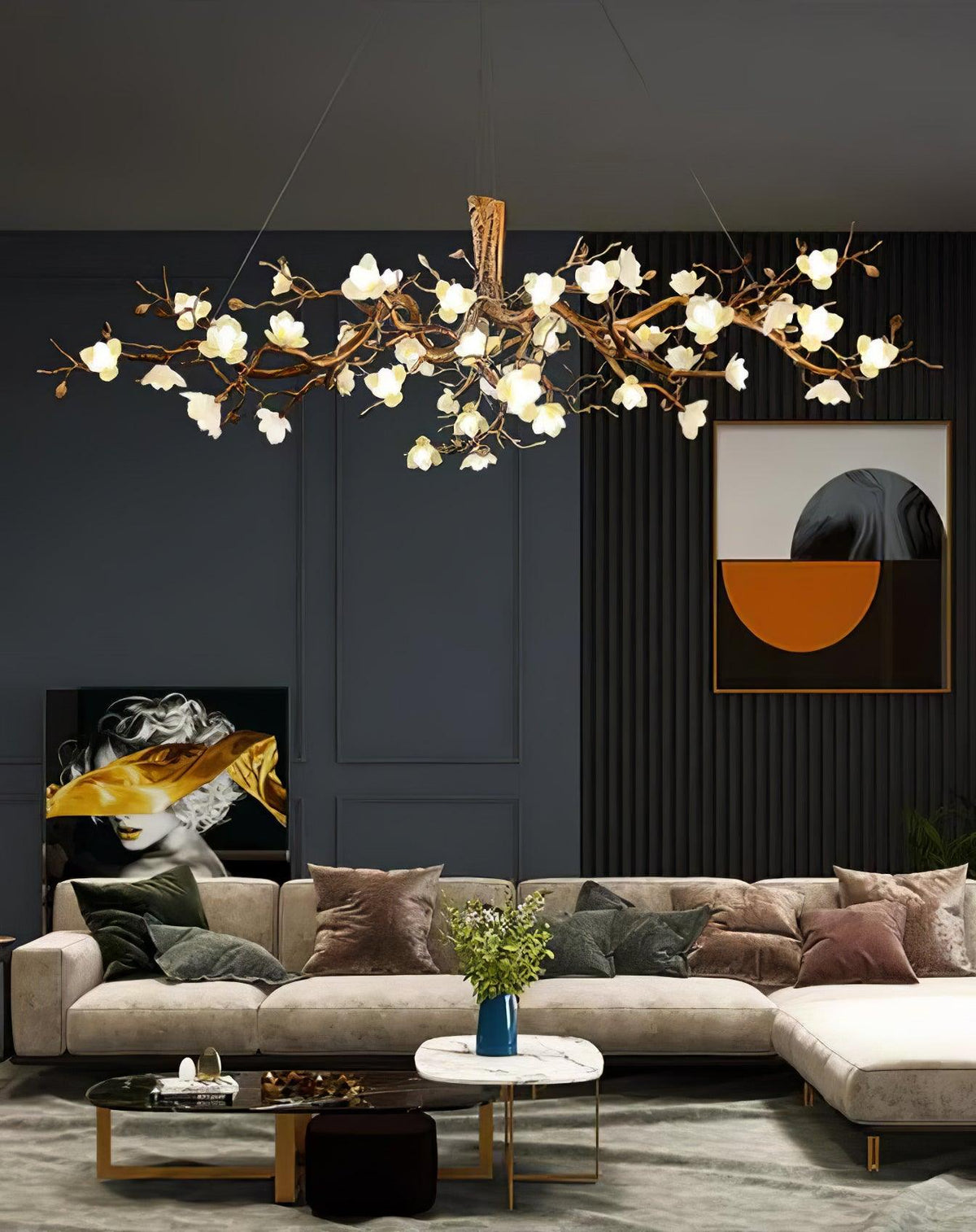 Lustre rond en laiton à branches fleuries en céramique — Grésil