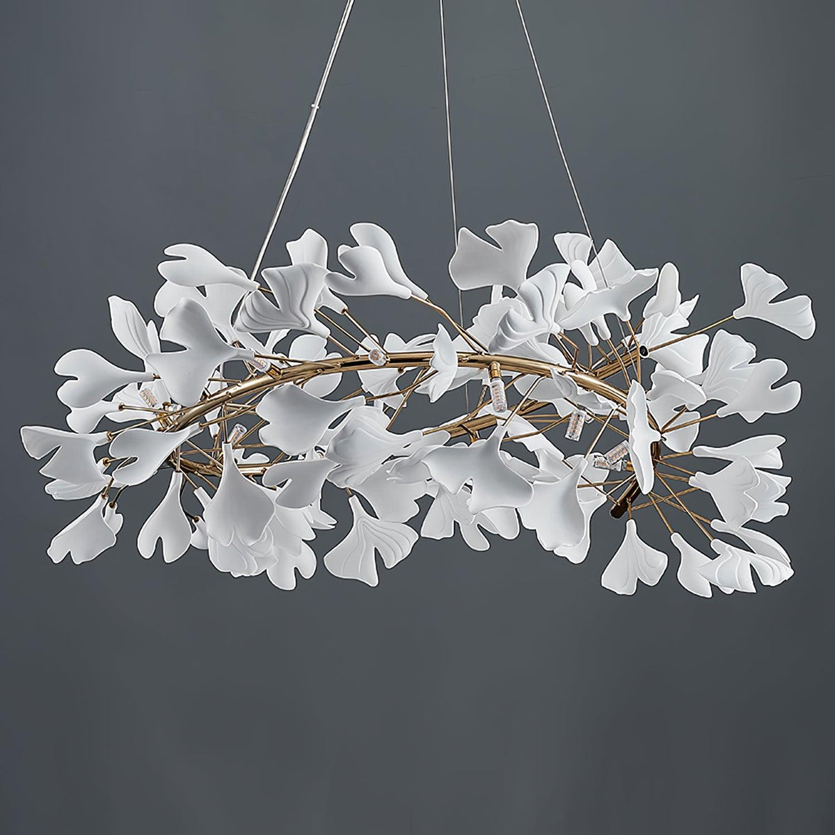 Lustre circulaire à feuilles de céramique et branches dorées — Lavaret