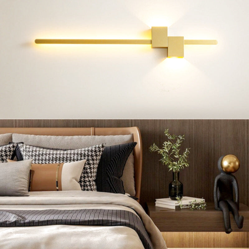 Applique murale LED en longue barre linéaire métallique — Bergeronnette