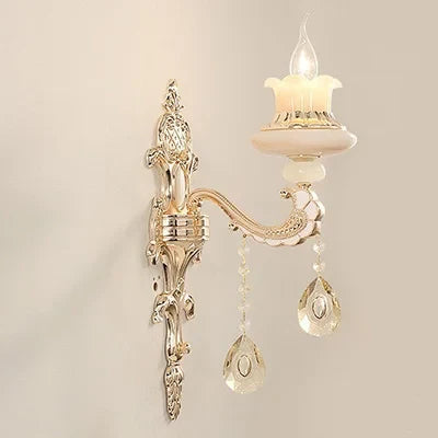 applique murale en cristal design moderne pour intérieur élégant