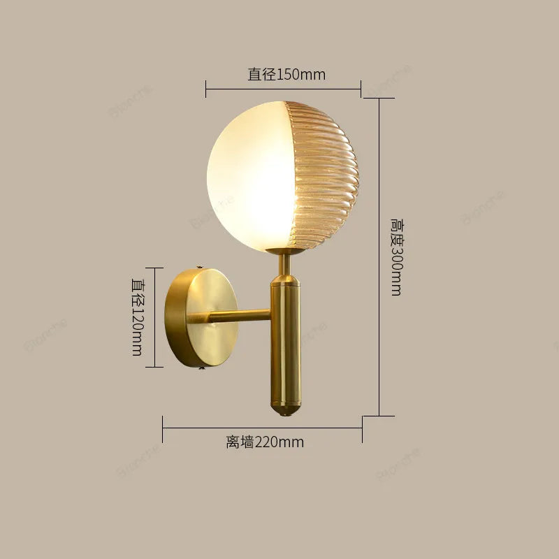 applique créative en verre pour décoration intérieure élégante