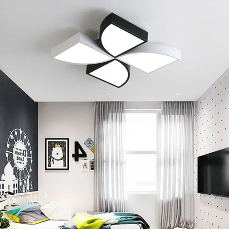 plafonnier moderne design pour chambre d'enfants lumineux et coloré