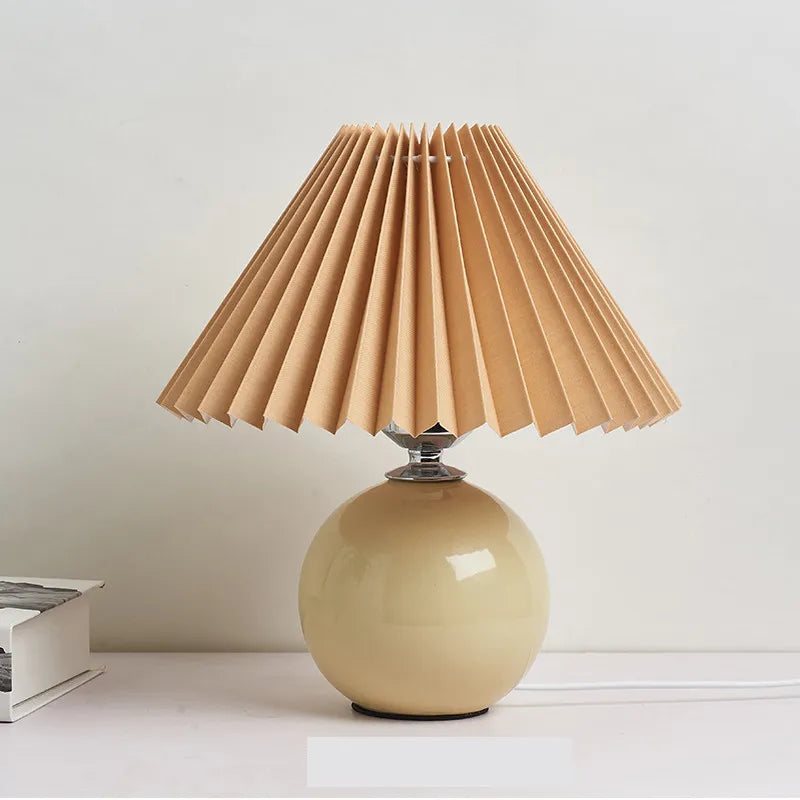 Lampe de table plissée coréenne