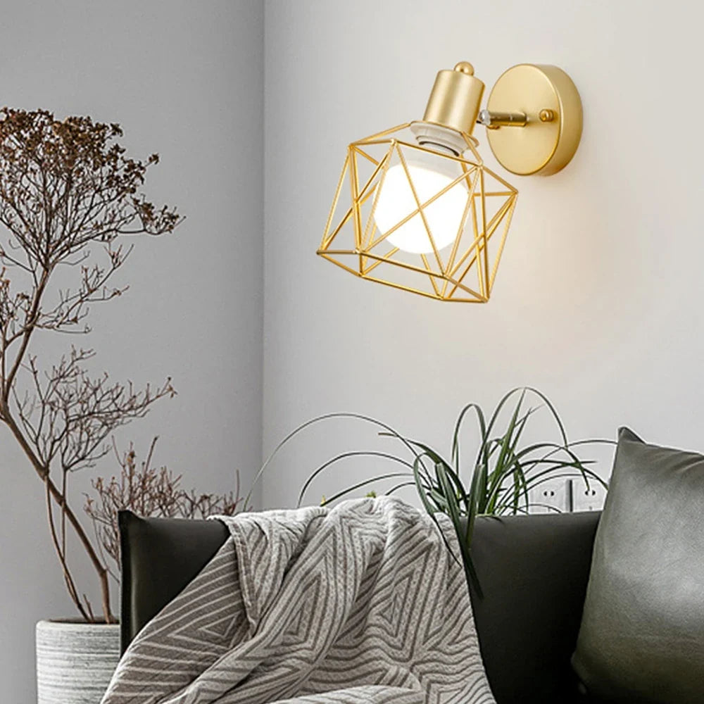 applique murale led moderne en bois avec cage en fer