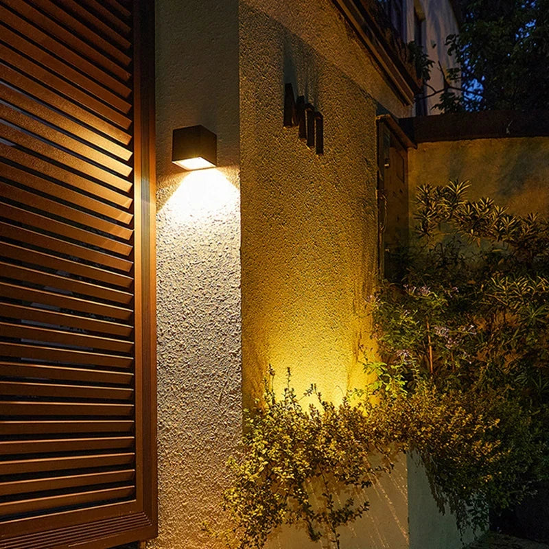 Applique solaire extérieure lumineuse appliques murales solaire petite Squa jardin couloir terrasse corps humain induction IP65 étanche Lighti