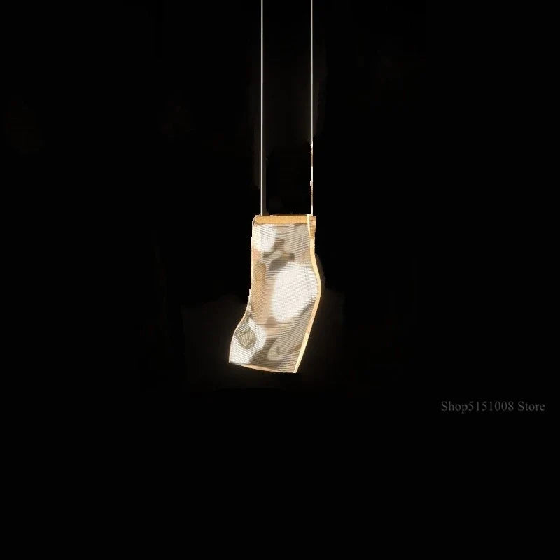 lustre led moderne pour escalier et magasin de vêtements