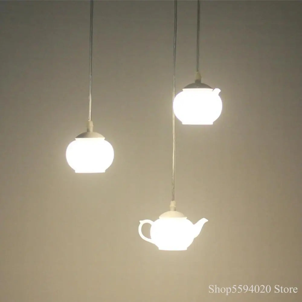 lustre créatif postmoderne en forme de théière décoratif suspendu