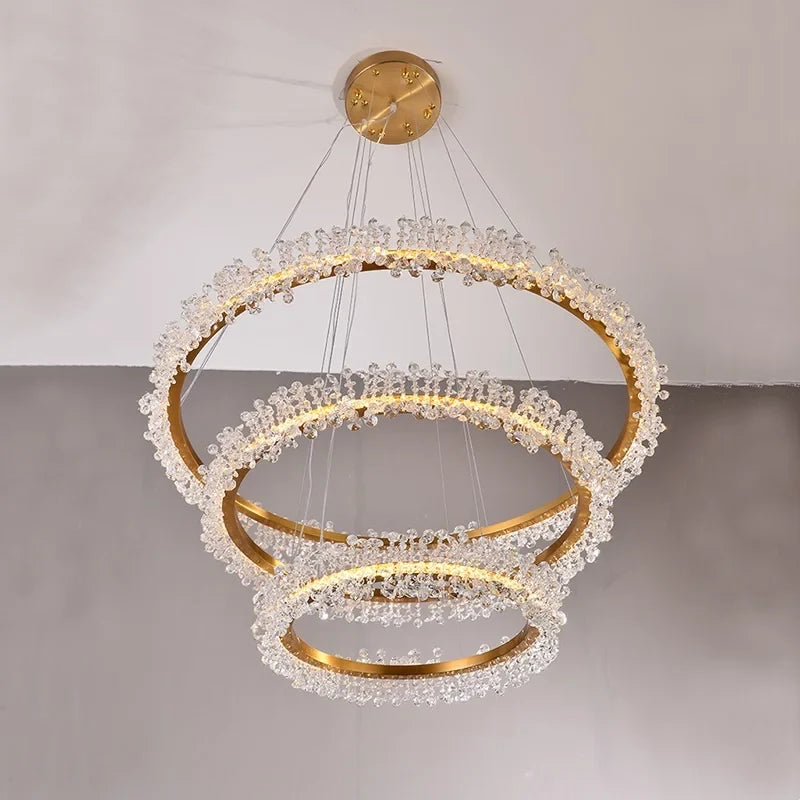 suspension en cristal design nordique pour intérieur moderne