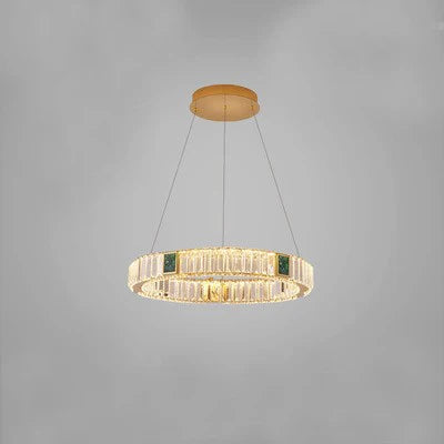 suspension en cristal design moderne pour intérieur élégant