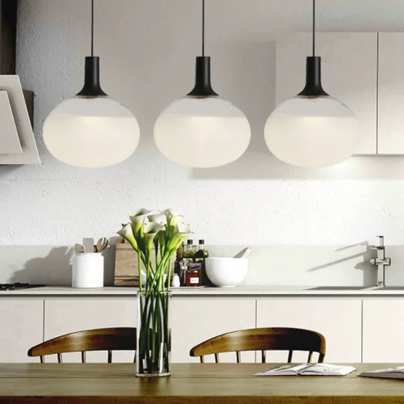 suspension en verre design italien pour intérieur moderne