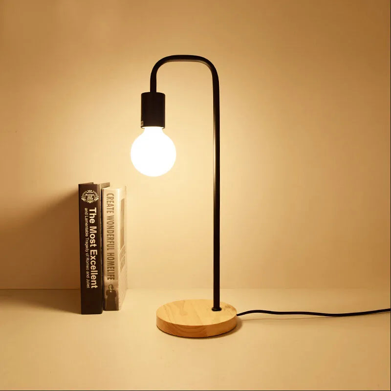 lampe de bureau vintage en bois et métal style campagne américaine