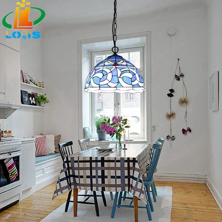 lustre en kapok pour restaurant méditerranéen avec éclairage en verre tiffany