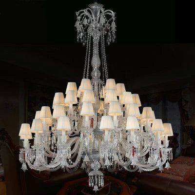lustre en cristal noir pour un éclairage luxueux et élégant