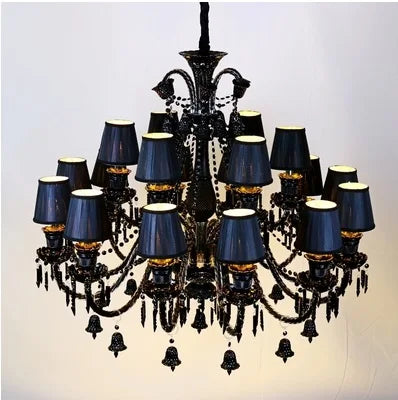 lustre en cristal noir pour un éclairage luxueux et élégant