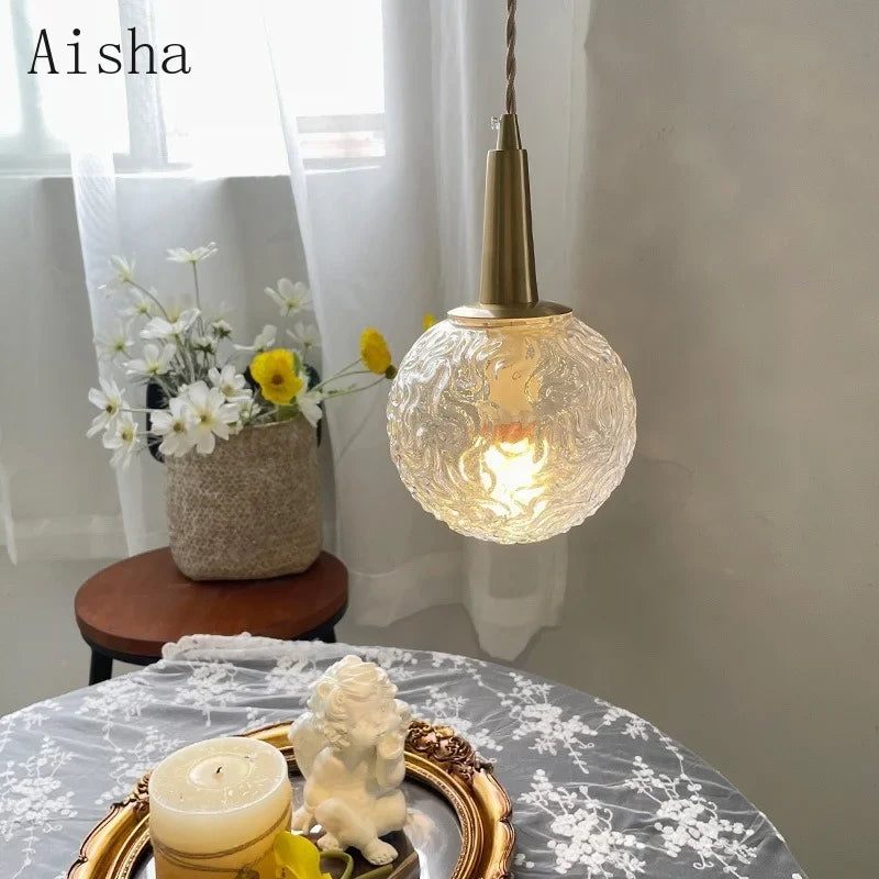 suspension en verre doré avec design en cuivre élégant