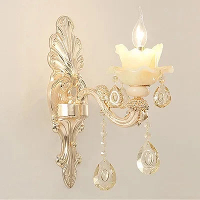 applique murale en cristal design moderne pour intérieur élégant