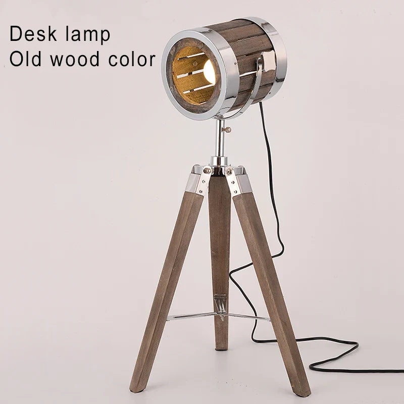 lampadaire rétro en bois massif au style industriel