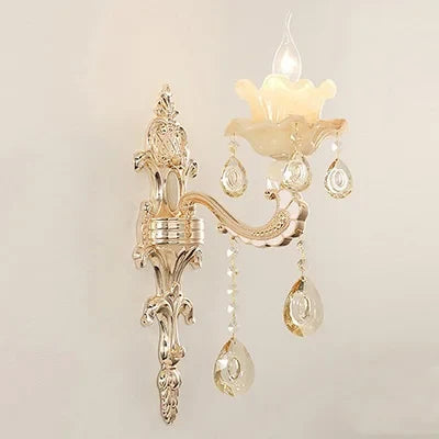 applique murale en cristal design moderne pour intérieur élégant