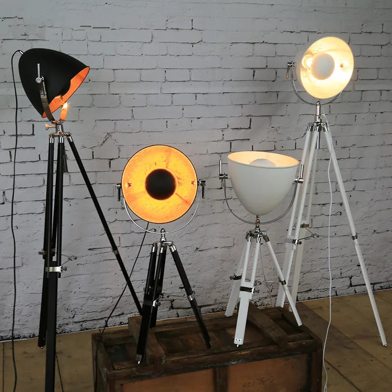 lampe de sol vintage à trépied style industriel avec ampoules edison