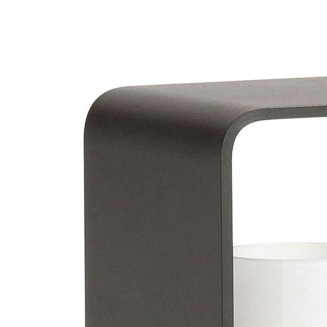 Lampe d'extérieur à cadre noir et diffuseur cylindrique blanc — Lotier