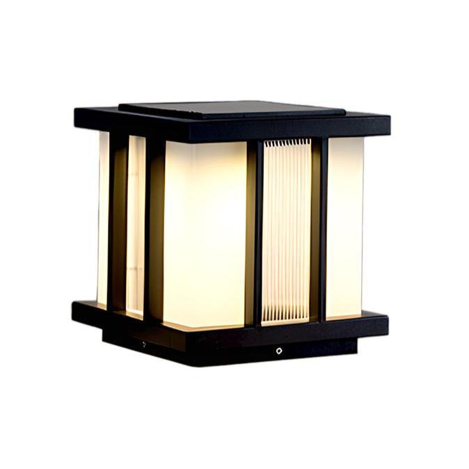 Lanterne solaire cubique en aluminium noir et verre — Flottille