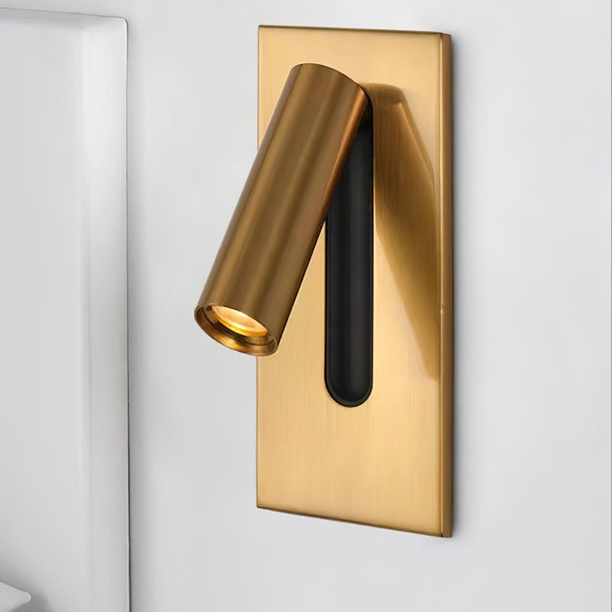 Applique de lecture à spot cylindrique orientable sur platine — Mangrove