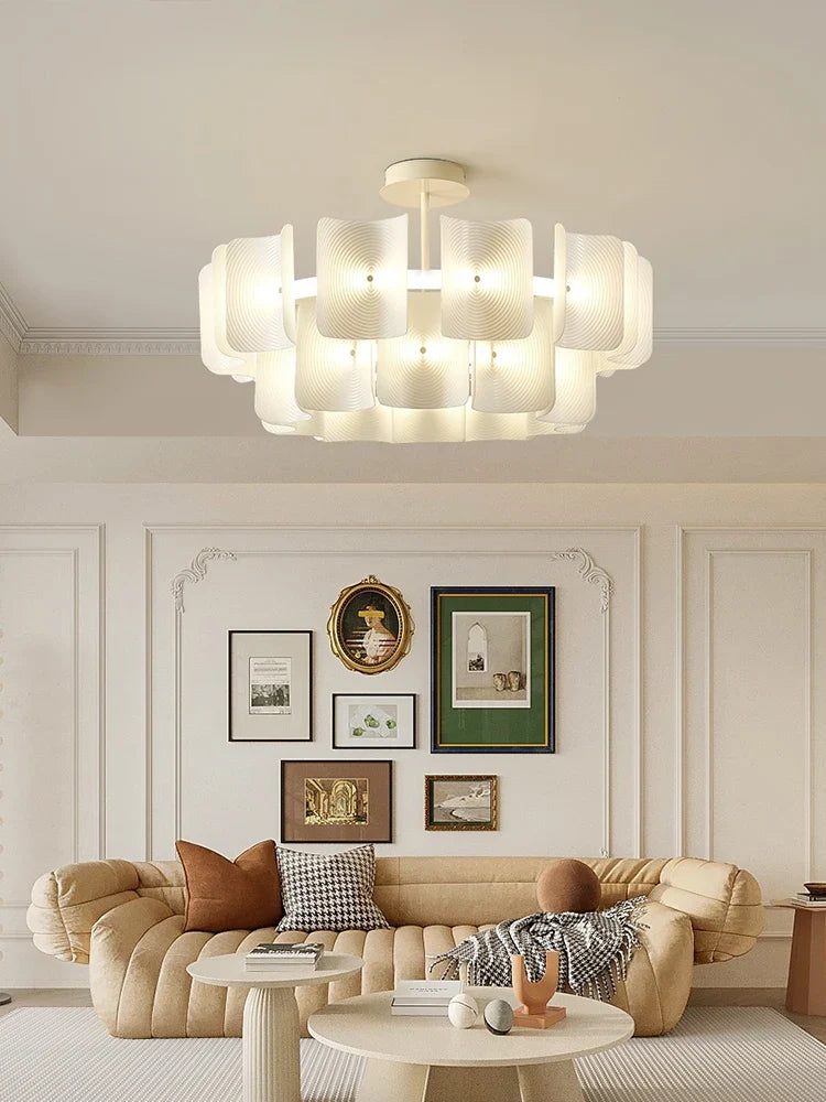 suspension design lumineuse pour décoration intérieure élégante et moderne