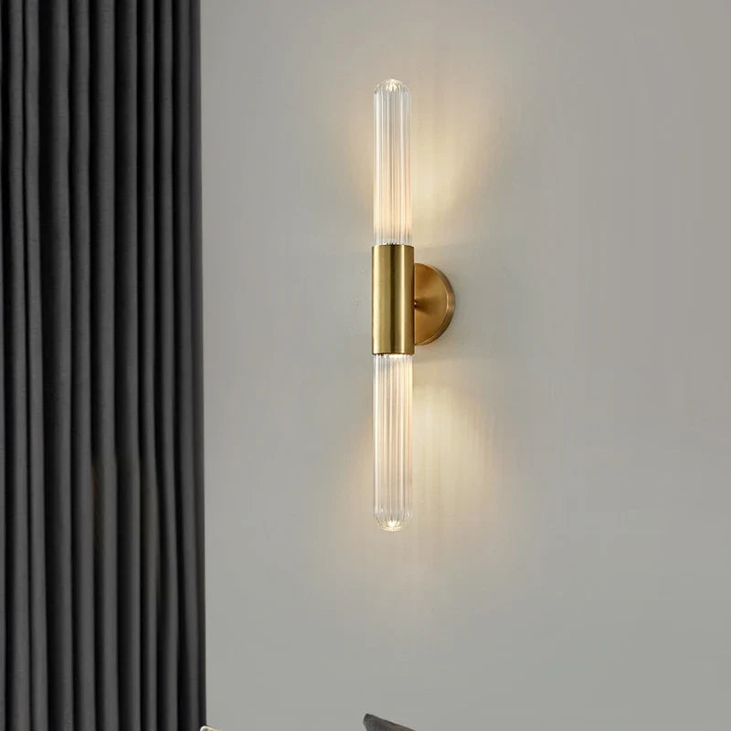 applique murale led minimaliste en métal et verre transparent