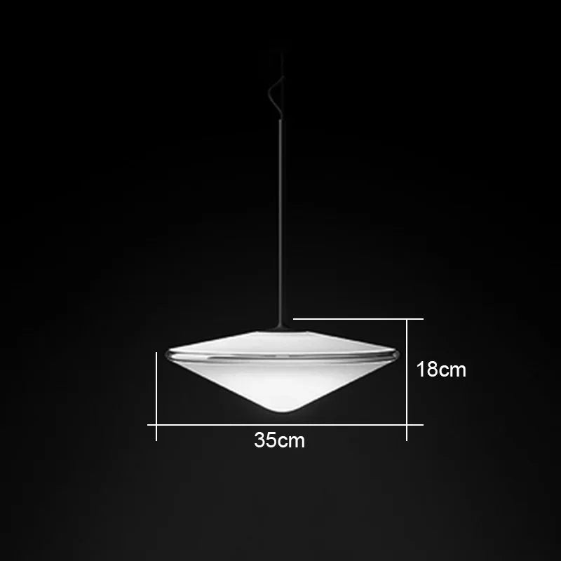 lustre suspendu en forme de verre design élégant